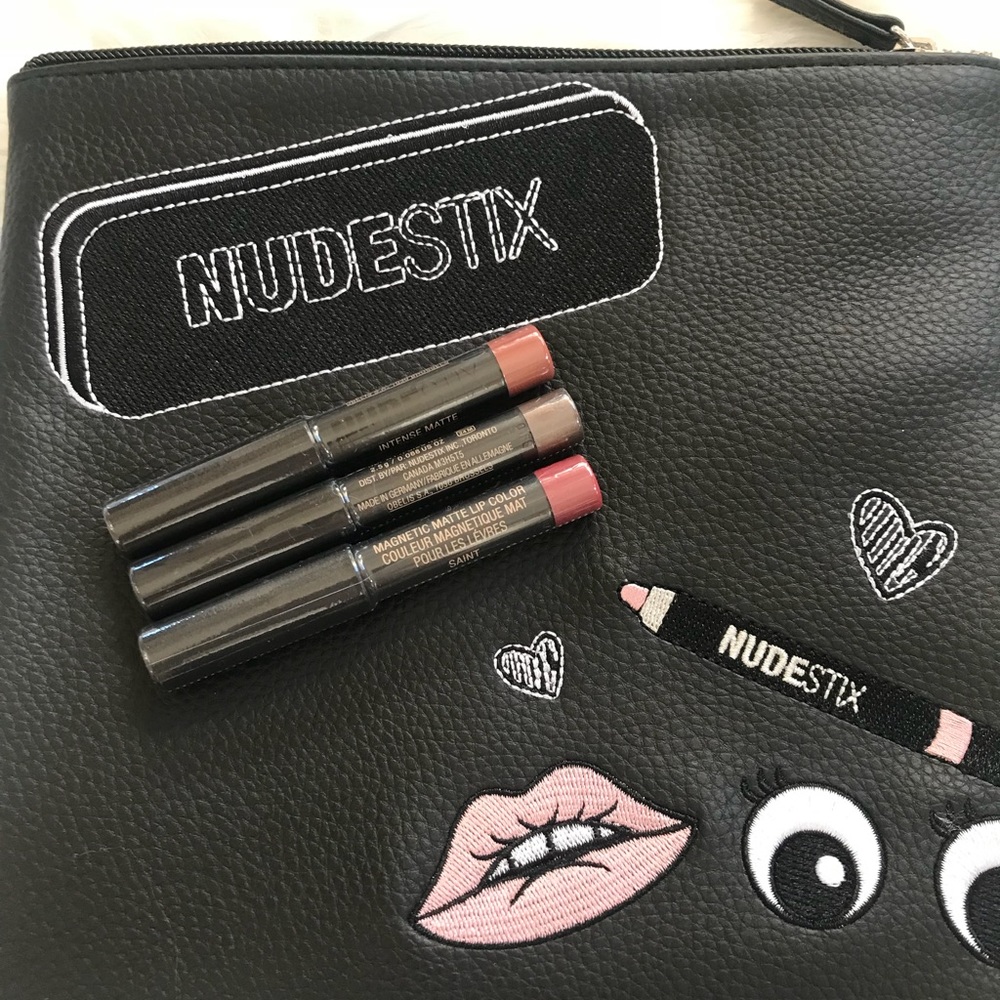 Nudestix Makeup Bag & Travel size Nudestix pencils
